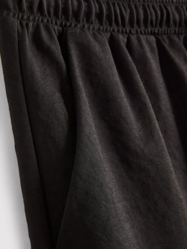 Teksturerte shorts med snøring