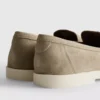 The Edit-kolleksjonen av loafers uten snøring