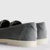 The Edit-kolleksjonen av loafers uten snøring