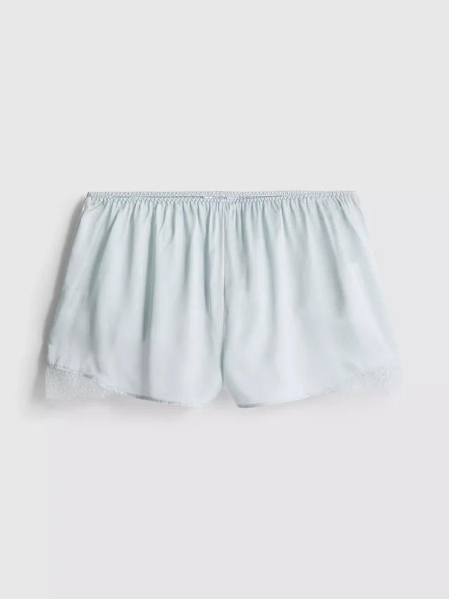 The Edit pysjamaser-shorts i silke-blanding