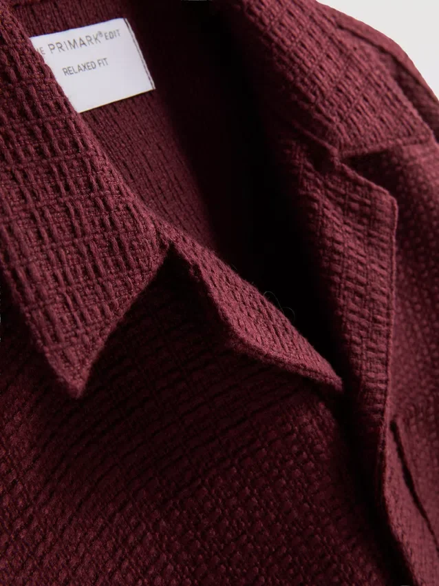 The Edit-skjorte med struktur og korte shorts