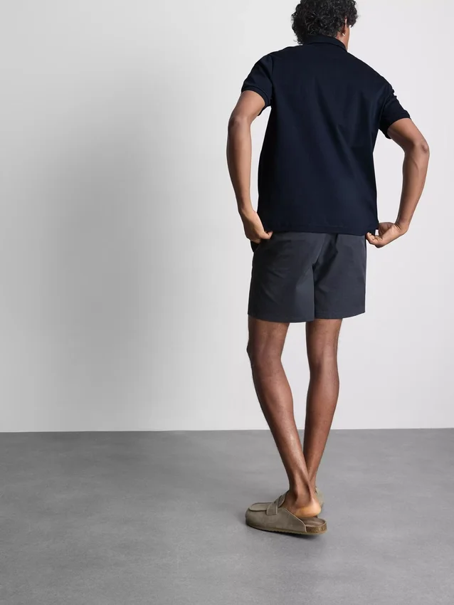 The Edit Smart-poloskjorte