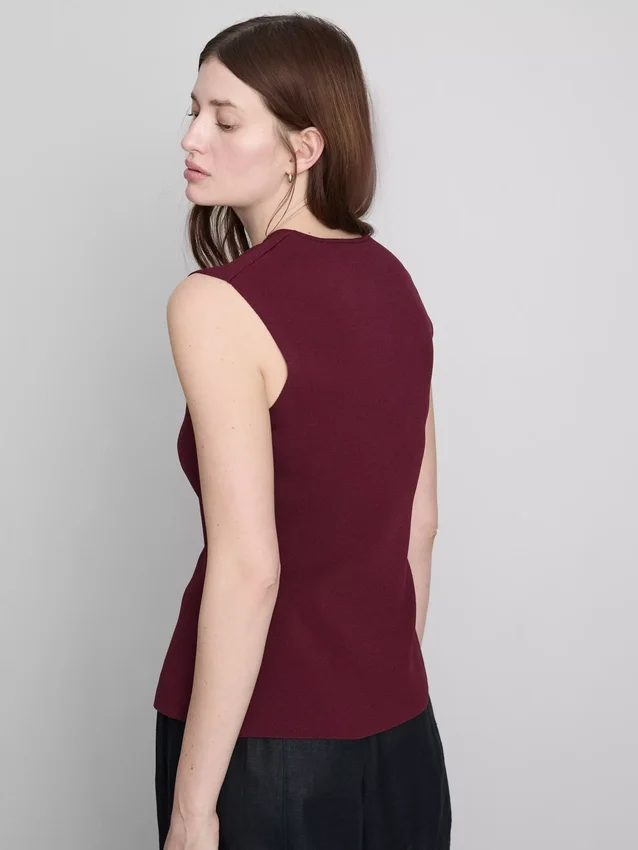 The Edit strikket topp med knapper