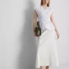 The Edit-top i poplin med rynket V-hals
