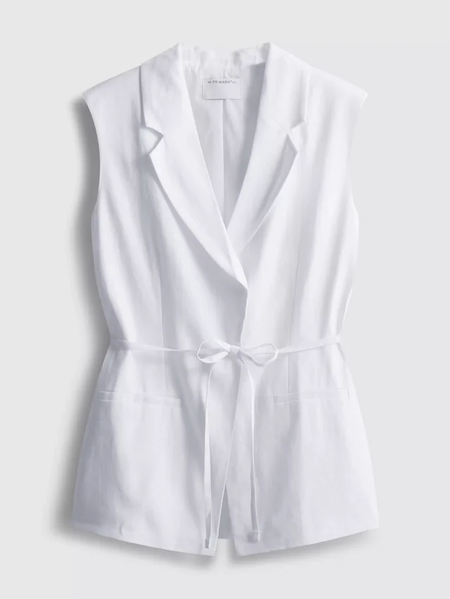The Edit-vest i lin med bånddetaljer