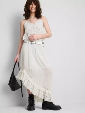The Primark Scene | Asymmetrisk maxi-skjørt med broderi