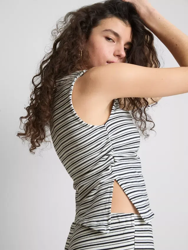 The Primark Scene | asymmetrisk stripet tank-top