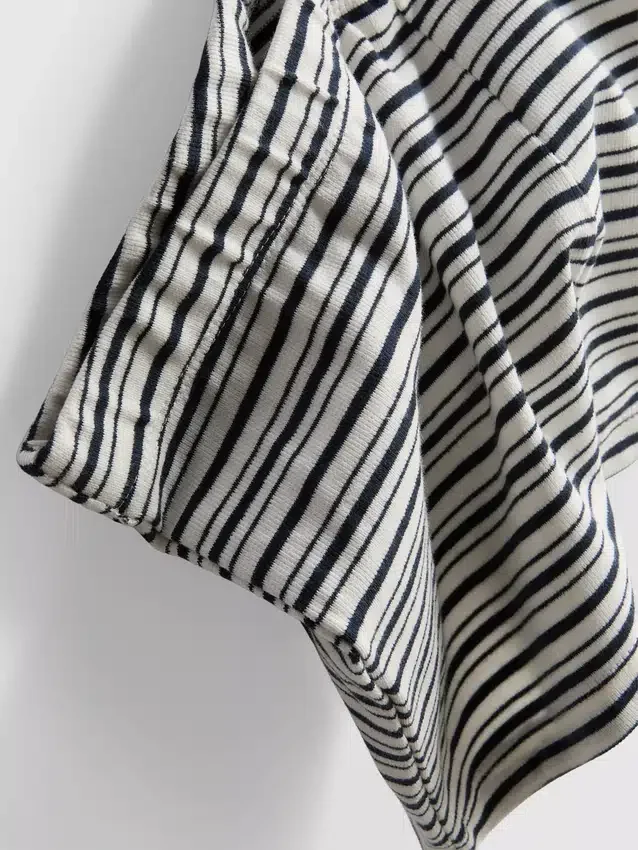 The Primark Scene | asymmetrisk stripet tank-top
