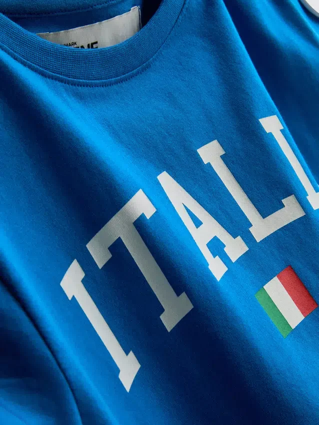The Primark Scene | Italia fotball-T-skjorte med rynker