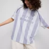 The Primark Scene | Olivia Rodrigo stripete fotballtrøye