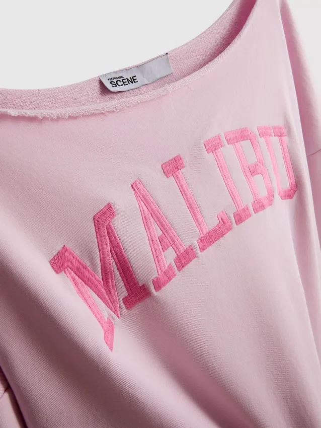 The Primark Scene | Sweatshirt med slagord og bare skuldre