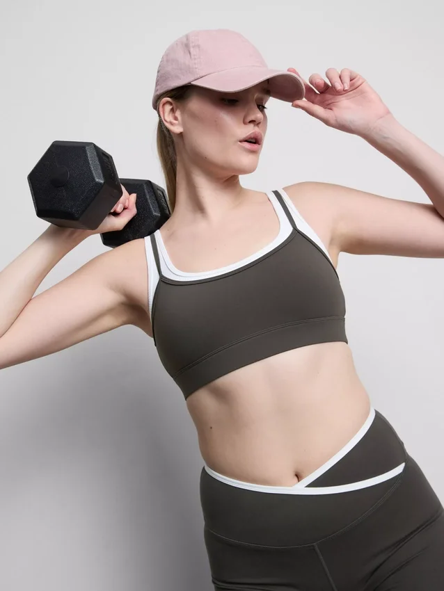 To-lags aktiv crop-top