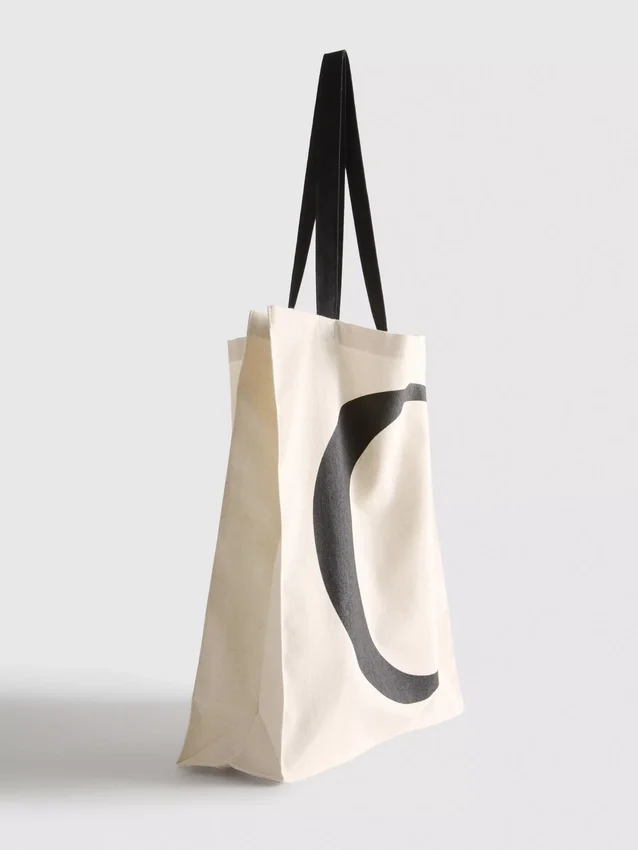 Tote-veske med initialer