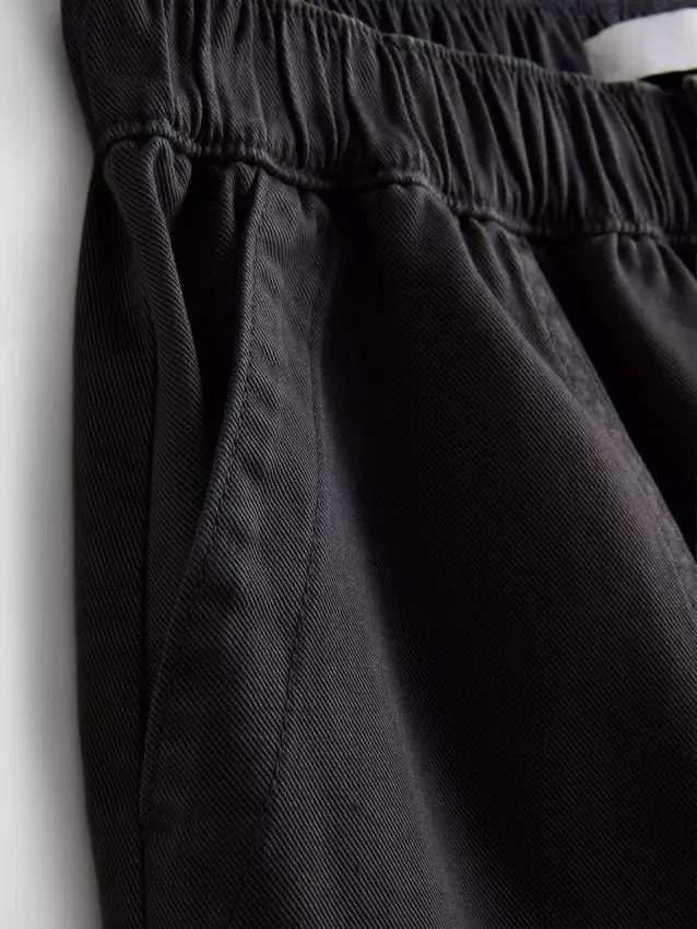 Utility-shorts i bomullsdenim