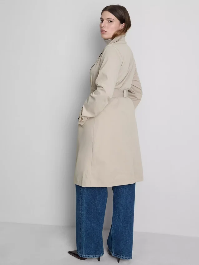 Uunnværlig trenchcoat med belte