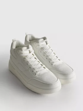 Uunnværlige høye sneakers
