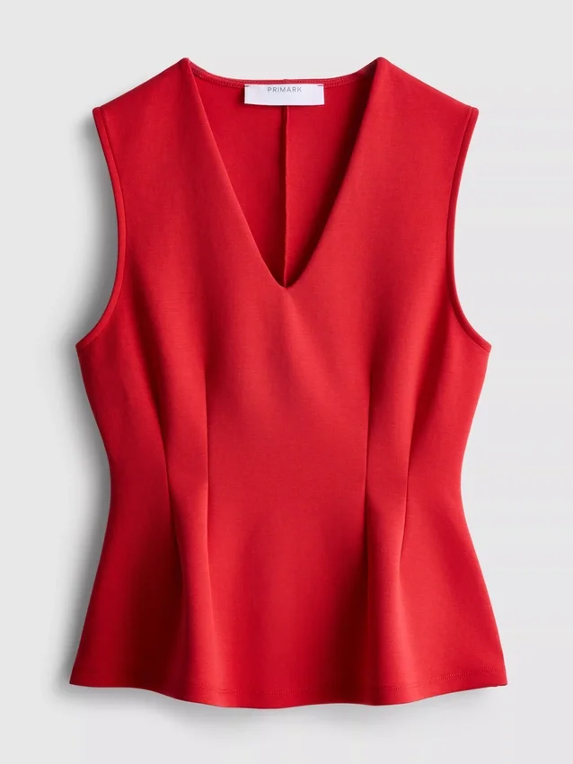 V-halset, peplum-inspirert, ermeløs topp