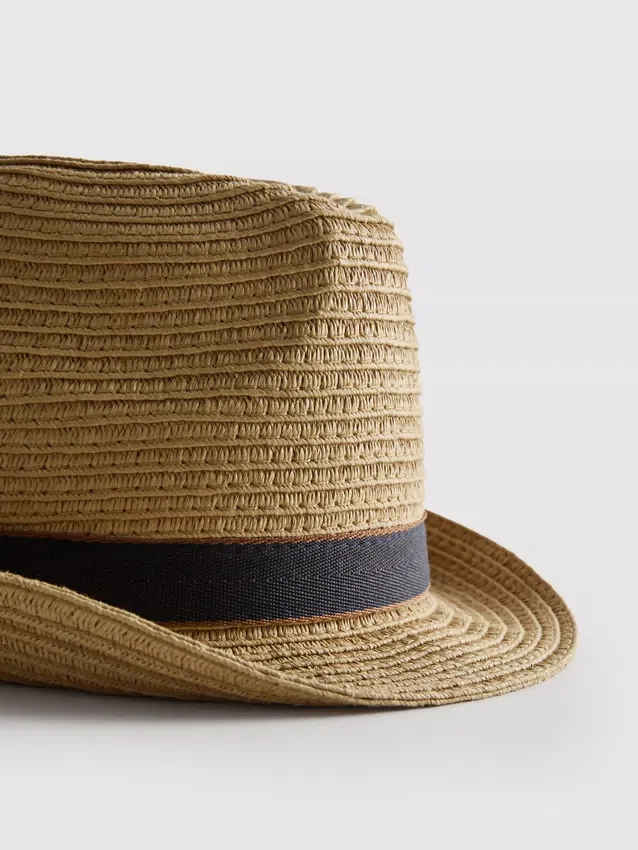 Vevd hatt