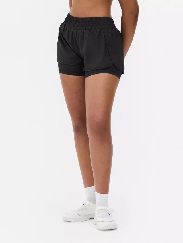 Vevde løpeshorts