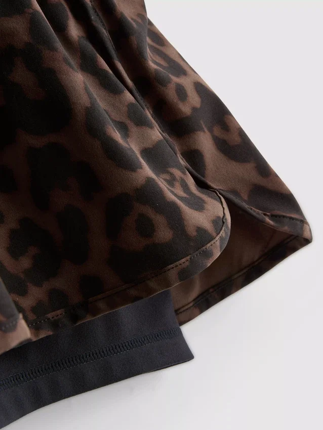 Vevde løpeshorts med leopardmønster