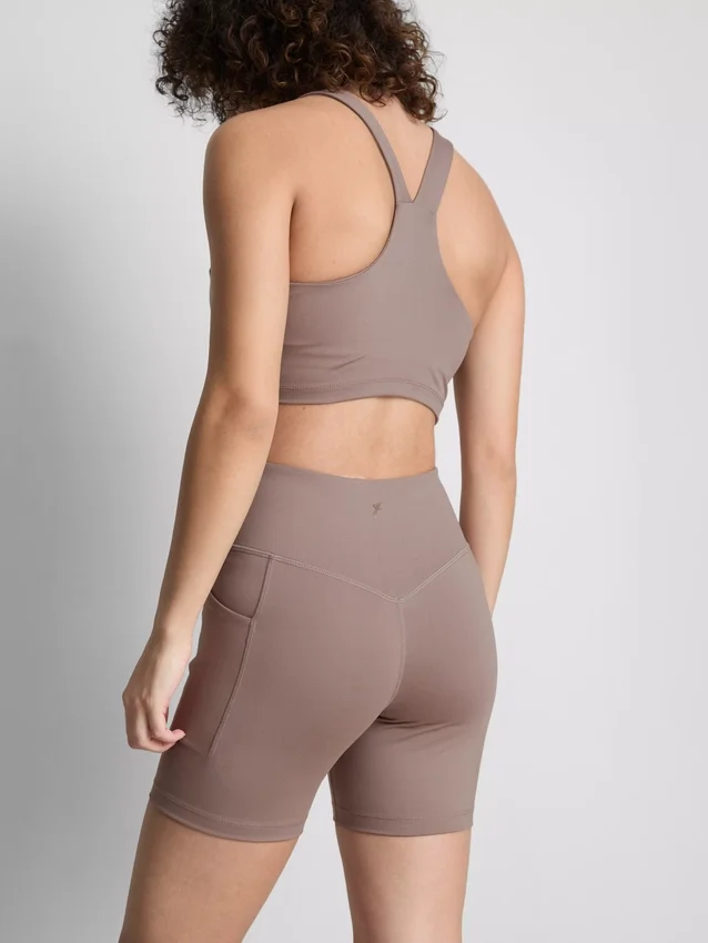 Yogashorts med høy midje
